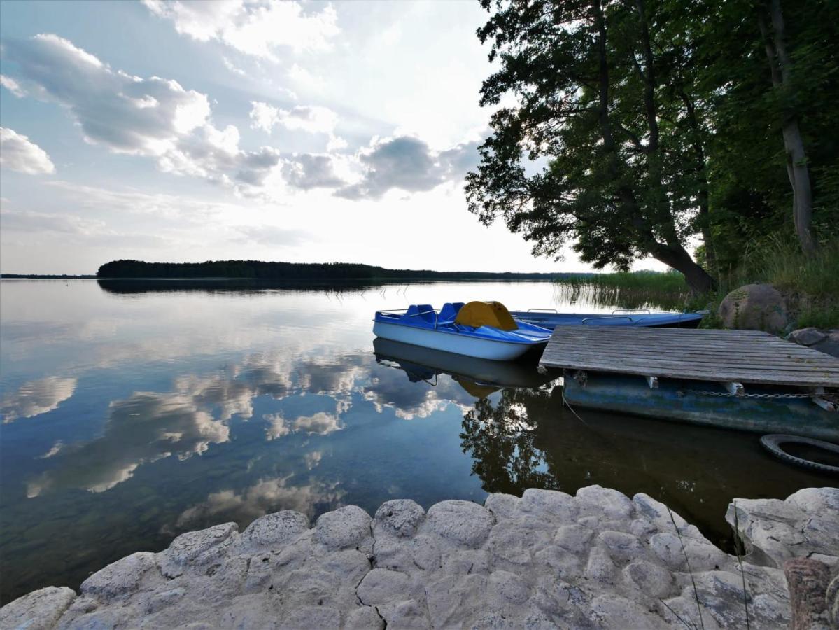 Dom Nad Jeziorem Sajzy Esterno foto